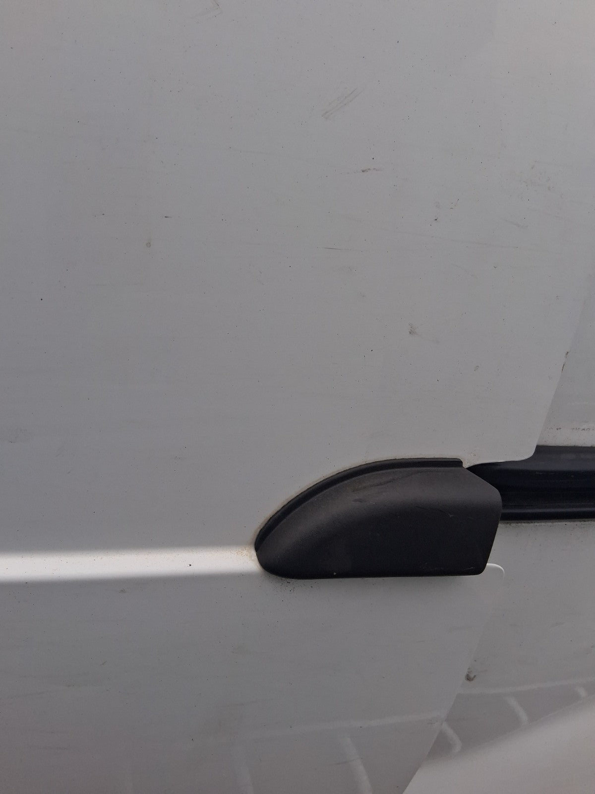 2014 VAUXHALL VIVARO MK1 NS PASSENGER SIDE LEFT COMPLETE SLIDING DOOR WHITE