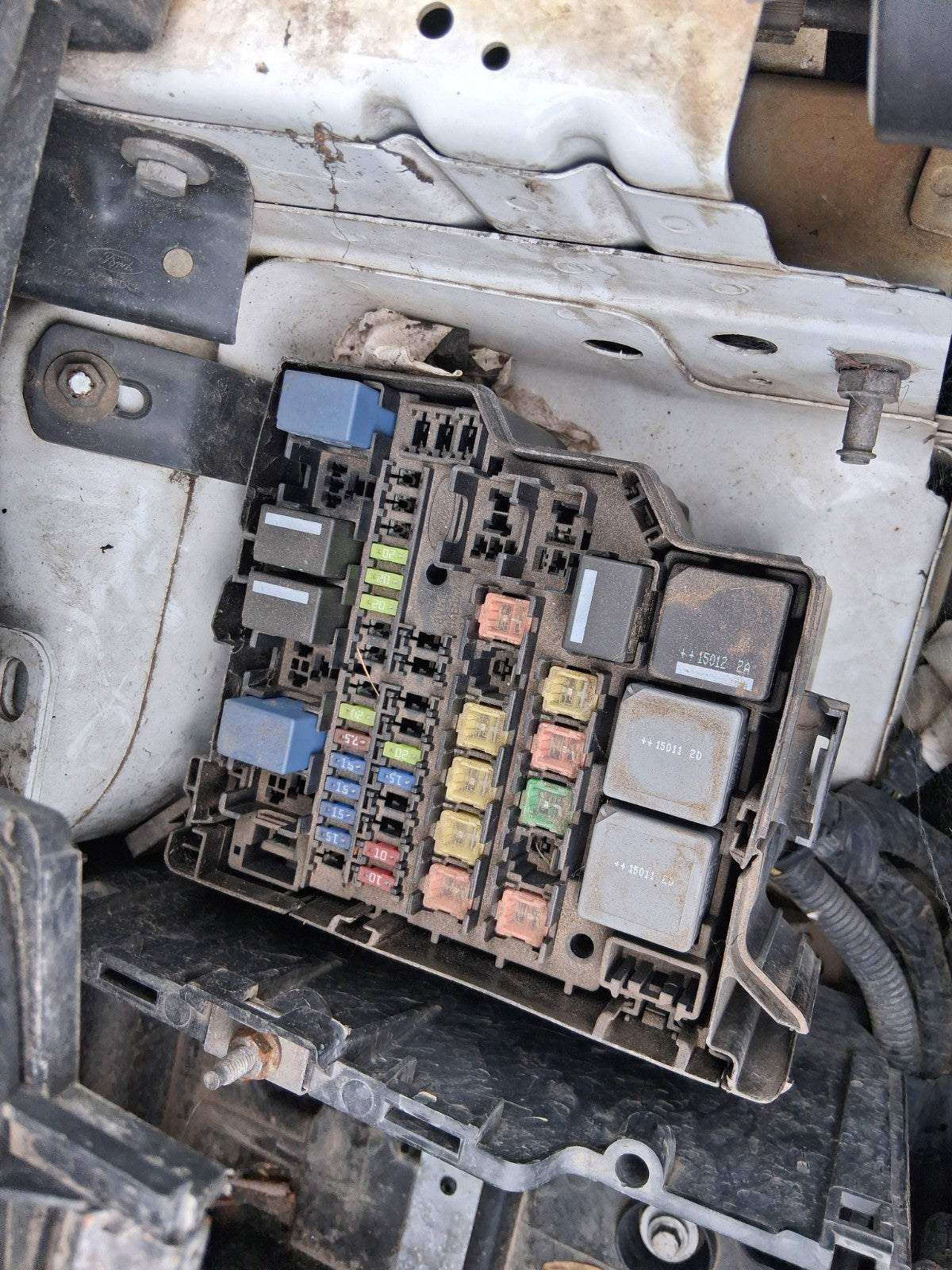 2015 FORD TRANSIT COURIER MK1 FUSE BOX RELAY