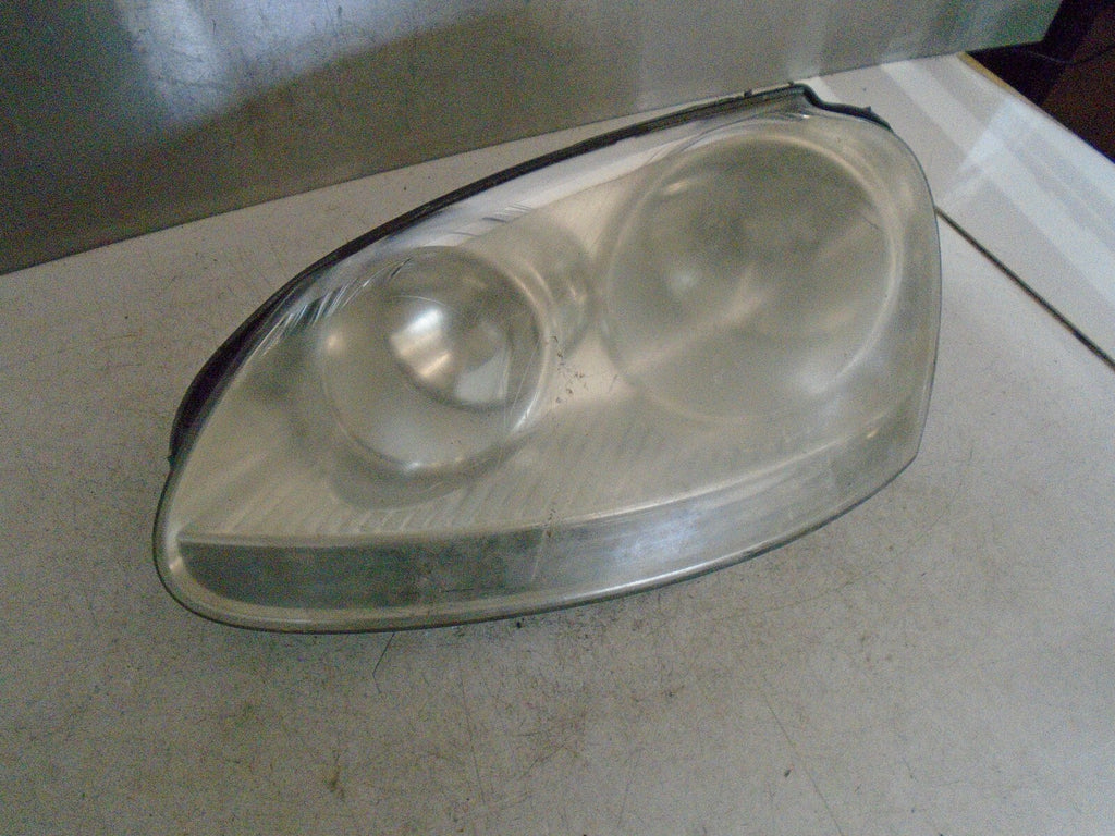 VOLKSWAGEN GOLF MK5 2005 NS FRONT PASSENGER SIDE HEADLIGHT 1K6941005Q