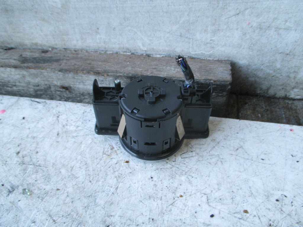 MERCEDES GLA MK1 X156 2019 HEADLIGHT CONTROL SWITCH A2129050551