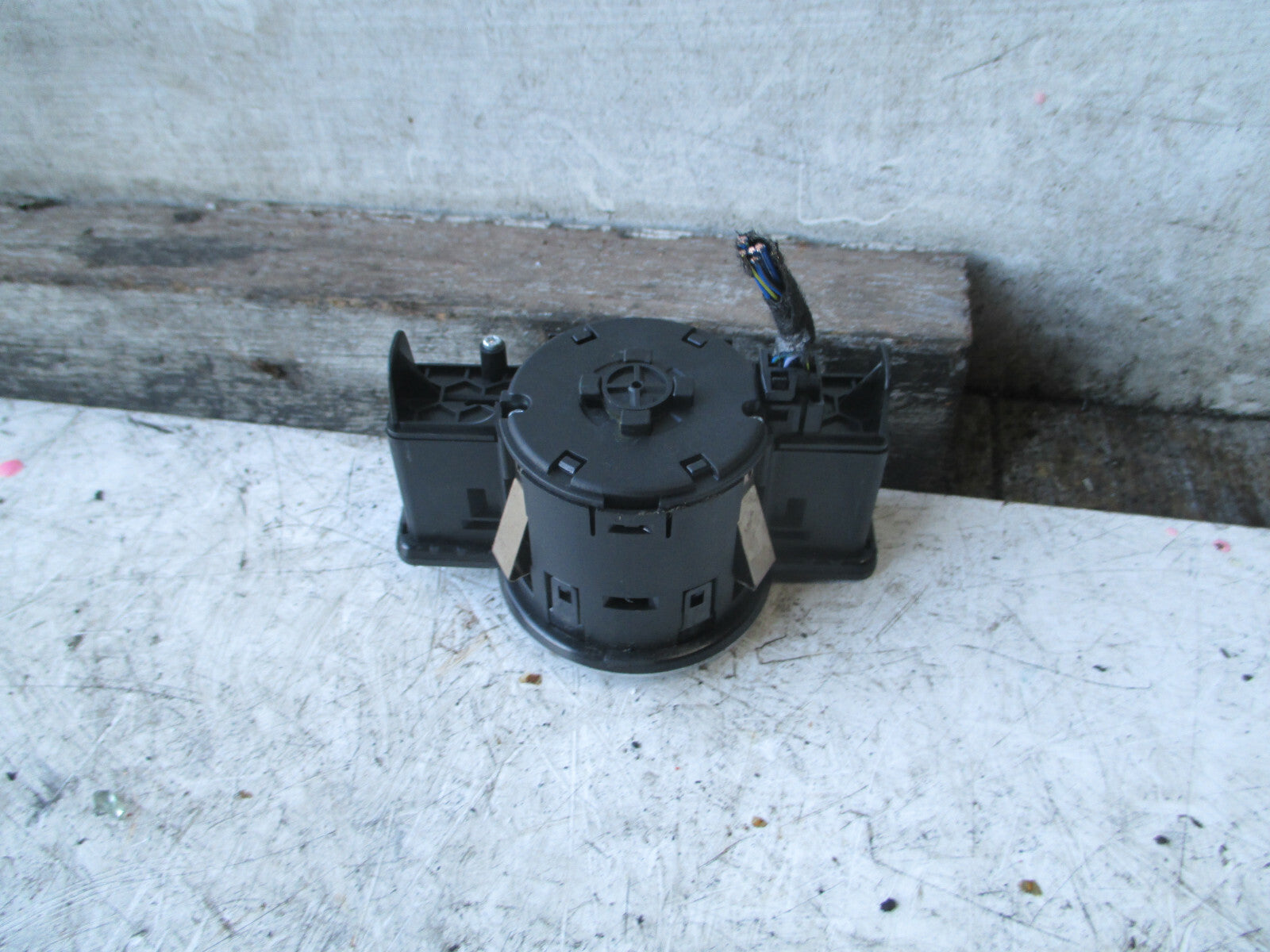 MERCEDES GLA MK1 X156 2019 HEADLIGHT CONTROL SWITCH A2129050551