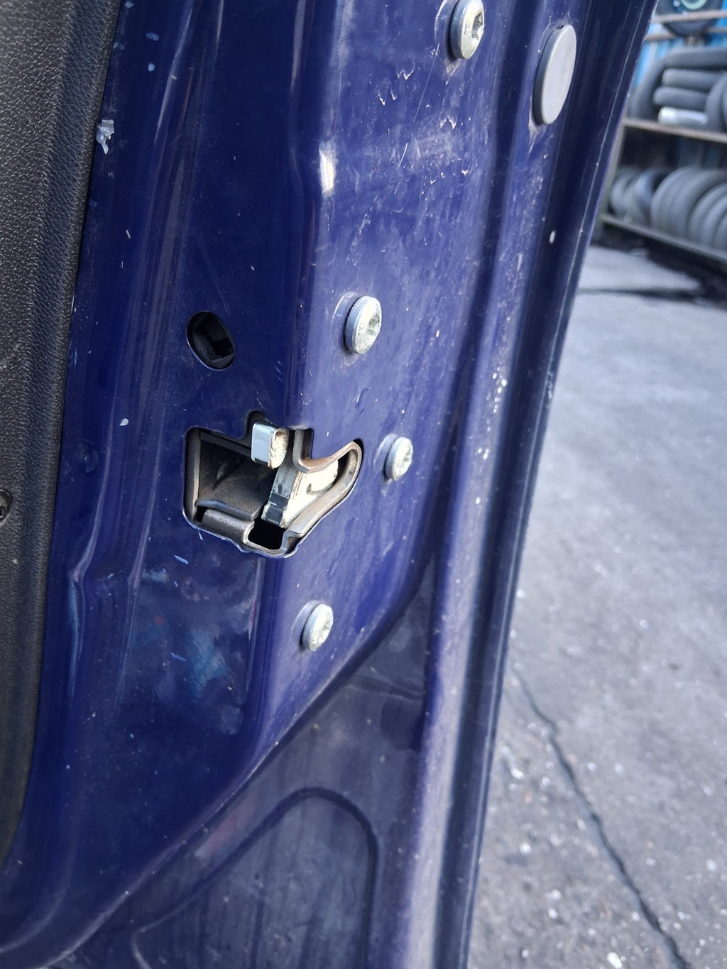 2016 VAUXHALL CORSA E OSF DRIVER SIDE FRONT RIGHT DOOR LOCK MECHANISM