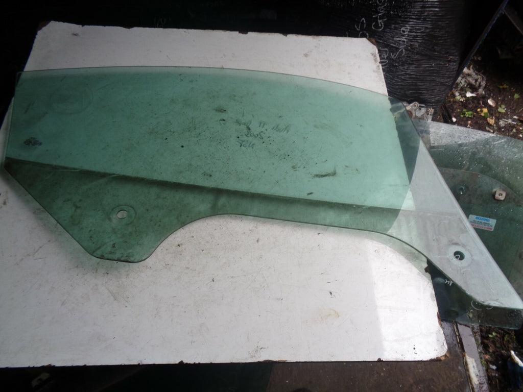 AUDI TT 2003 MK1 COUPE NS PASSENGER SIDE FRONT DOOR WINDOW GLASS
