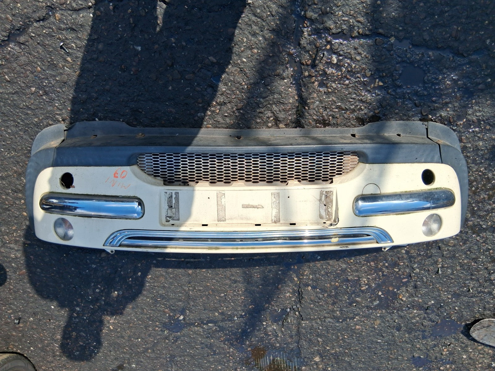 2003 BMW MINI COOPER R50 COMPLETE FRONT BUMPER WITH GRILL FOG LIGHT