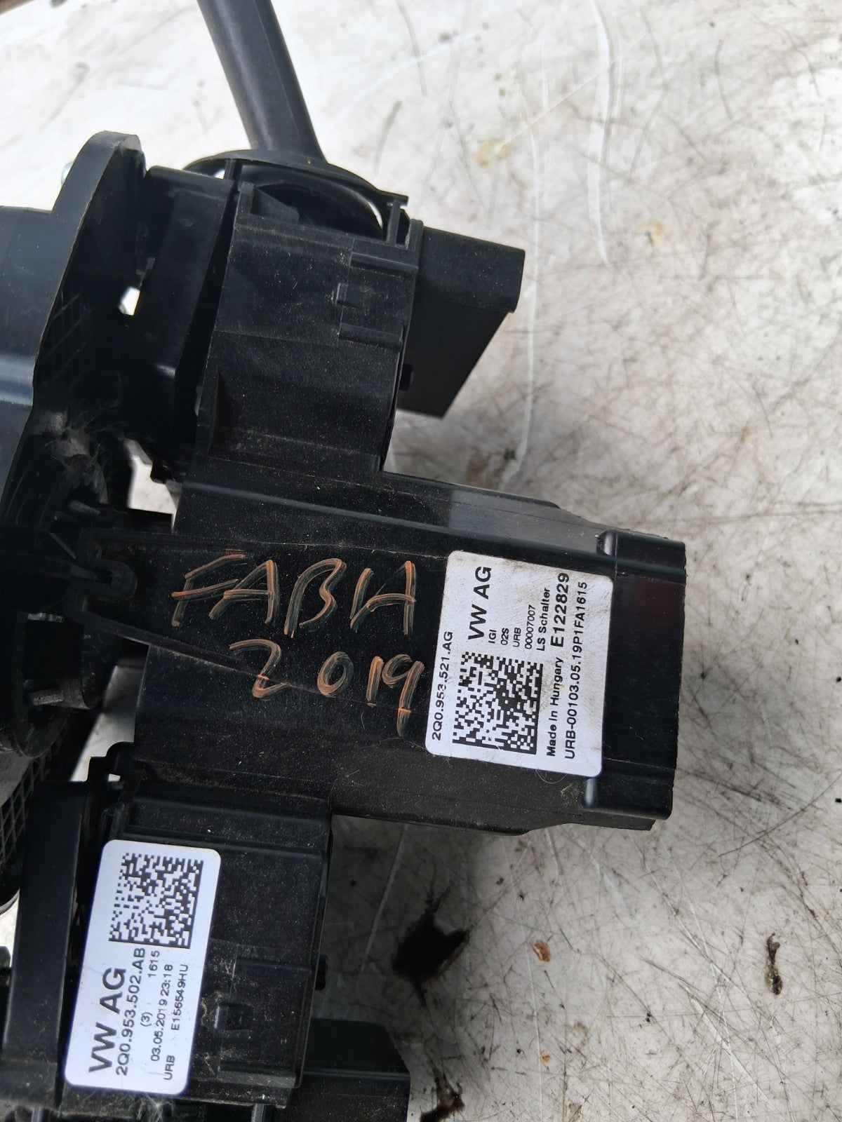 2019 SKODA FABIA WIPER INDICATOR STALK SWITCH SQUIB 2Q0959653