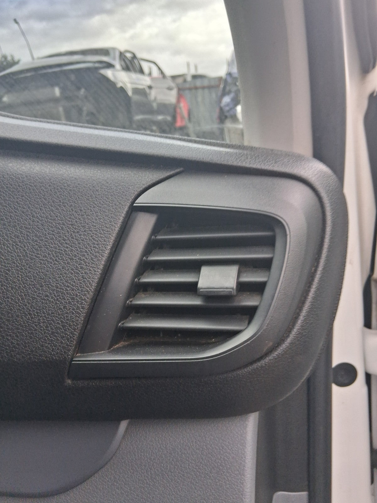 2019 CITROEN DISPATCH VIVARO MK3 OSF DRIVER SIDE FRONT RIGHT AIR VENT