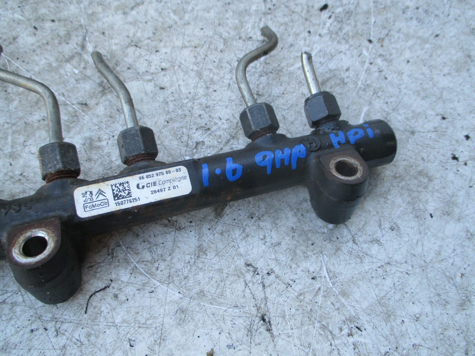 PEUGEOT CITROEN FORD 1.6 DIESEL FUEL RAIL 9685297580