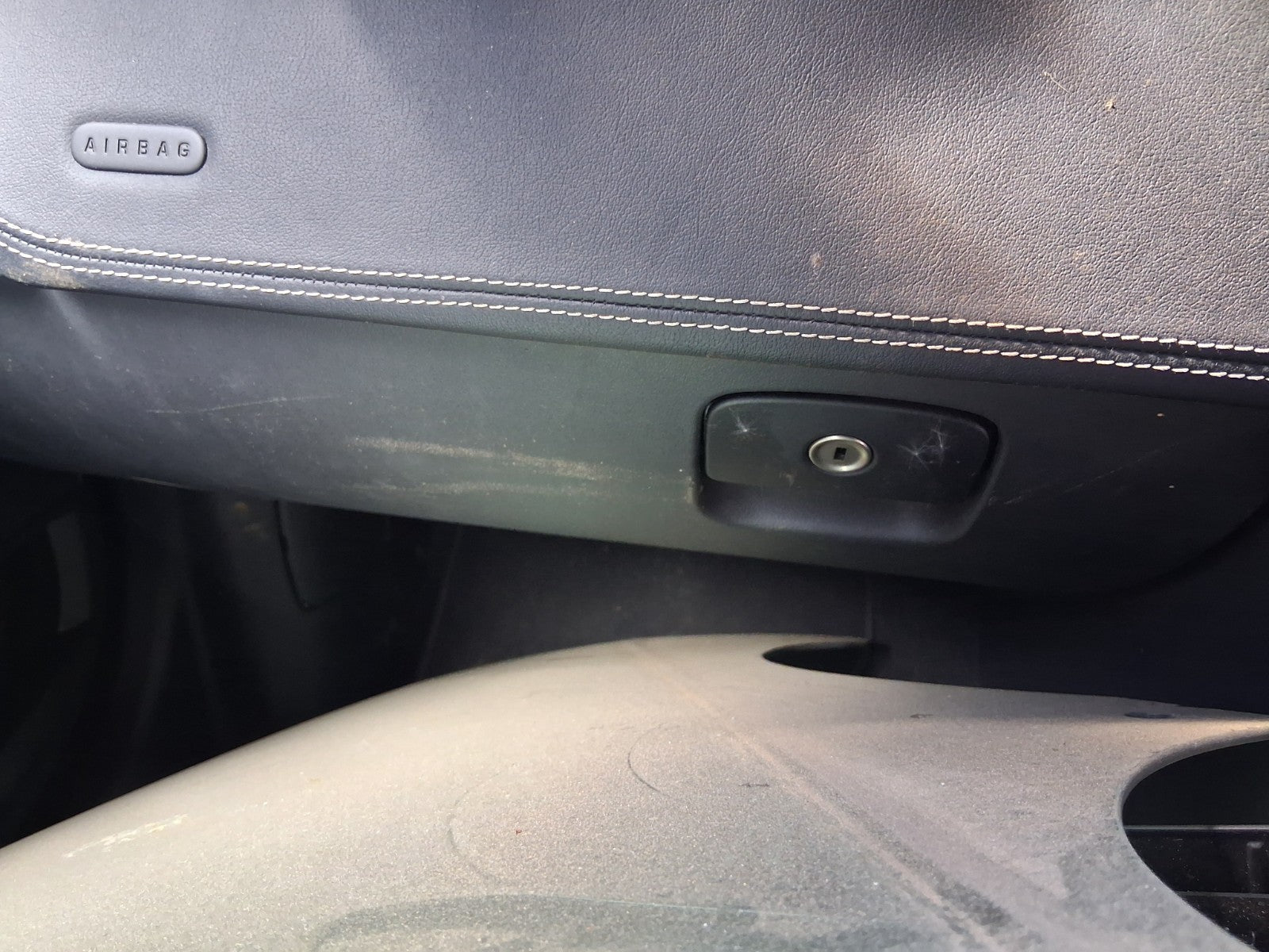 2017 JAGUAR XE DASHBOARD GLOVE BOX STORAGE COMPARTMENT