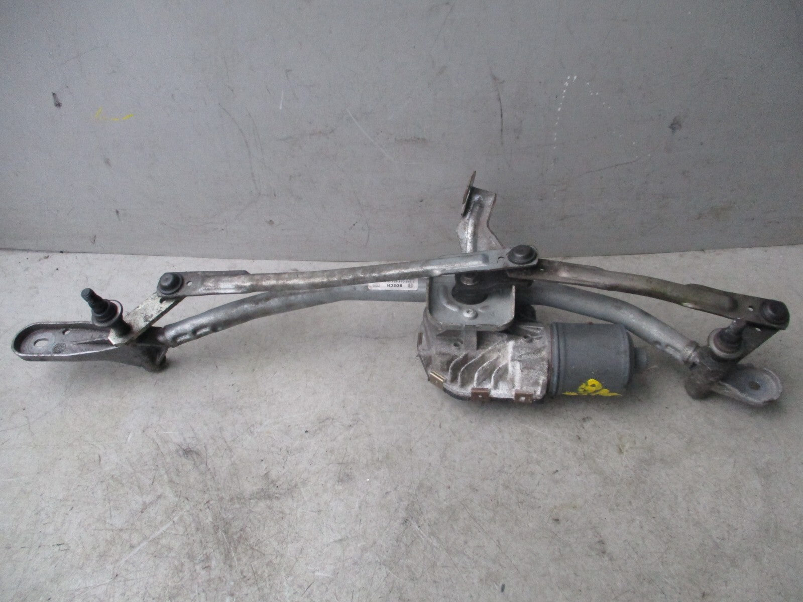 2012 BMW 5 SERIES F10 FRONT WINDSCREEN WIPER MOTOR LINKAGES