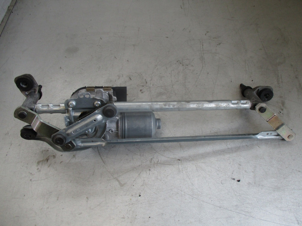 VOLKSWAGEN VW GOLF MK7 2016 FRONT WINDSCREEN WIPER MOTOR LINKAGE ARMS 5G2955119A