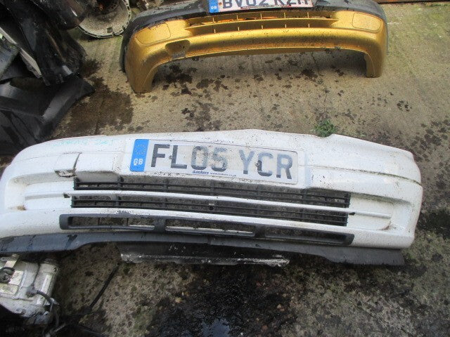 VAUXHALL ASTRA G 2005 VAN ESTATE COMPLETE FRONT BUMPER WHITE