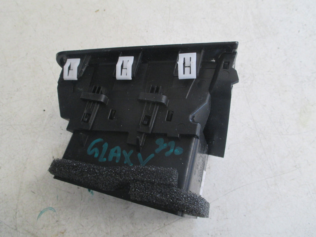 FORD GALAXY MK4 2020 OS DRIVER SIDE FRONT AIR VENT EM2B19893DA