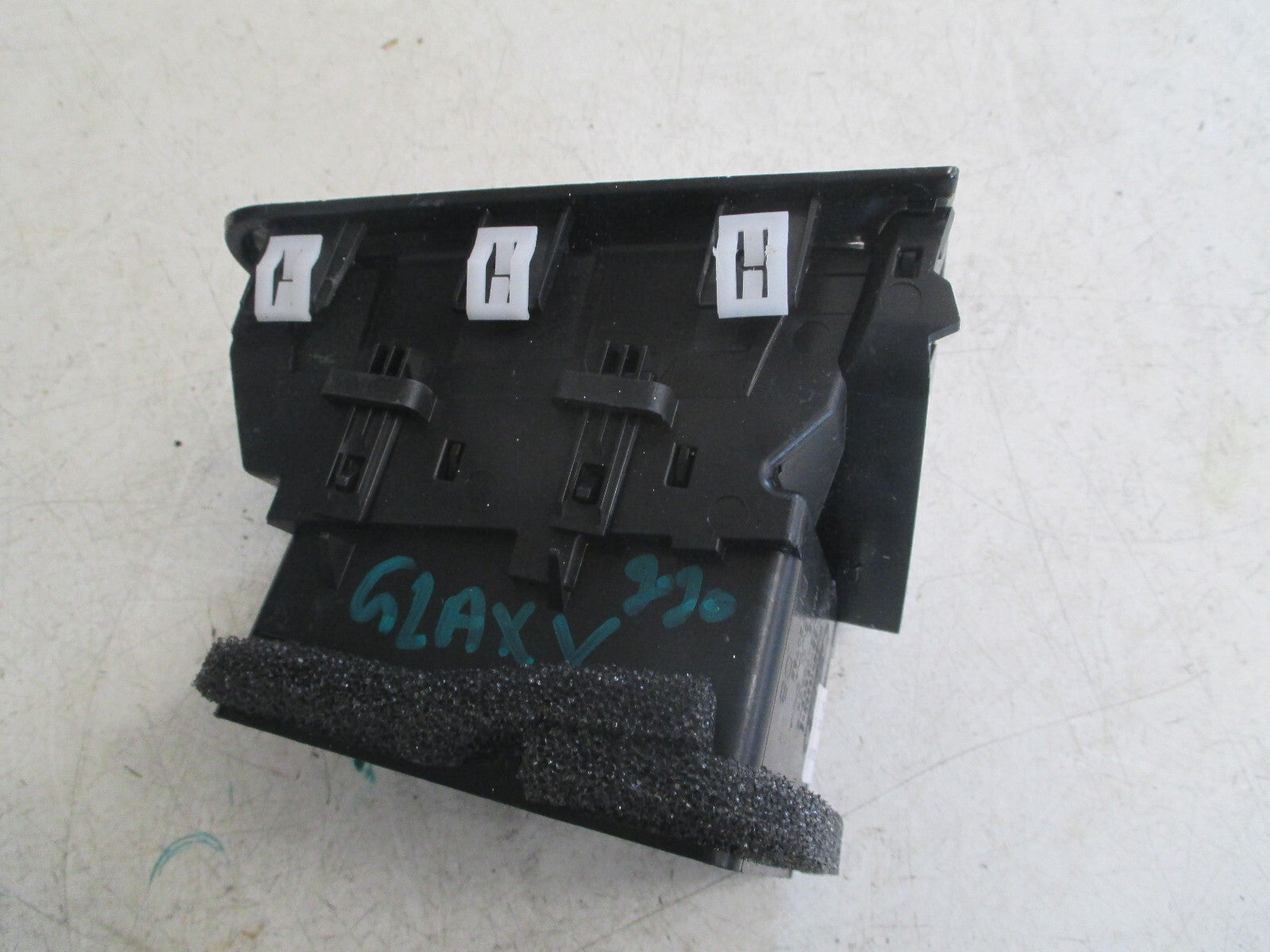 FORD GALAXY MK4 2020 OS DRIVER SIDE FRONT AIR VENT EM2B19893DA