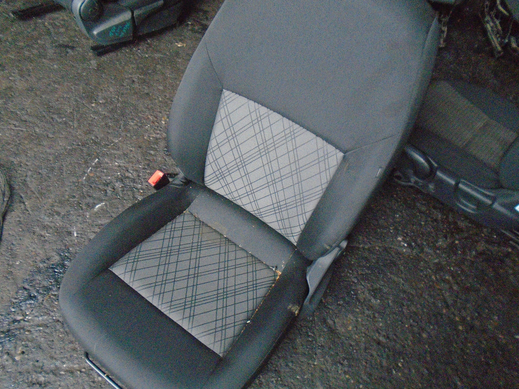 2017 SEAT TOLEDO MK4 NS PASSENGER FRONT CAR SEAT FABRIC
