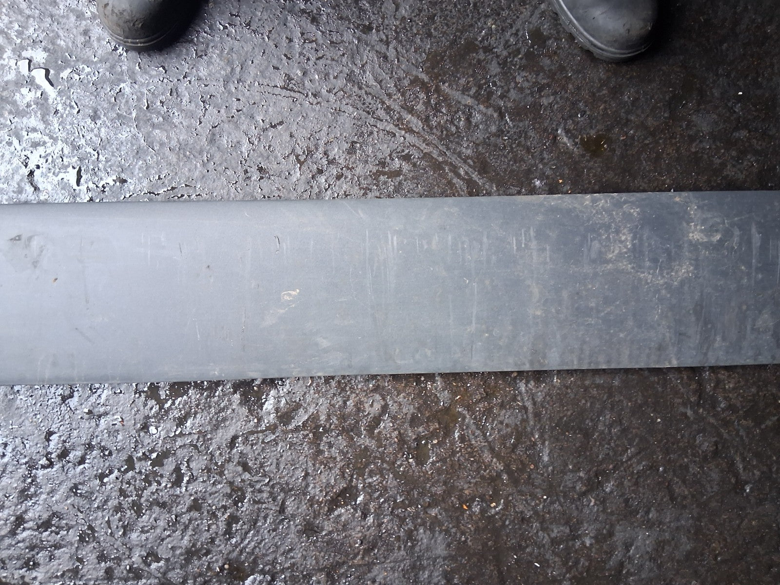 2023 MERCEDES SPRINTER W907 NS PASSENGER SIDE MOULDING COVER TRIM A9106905300