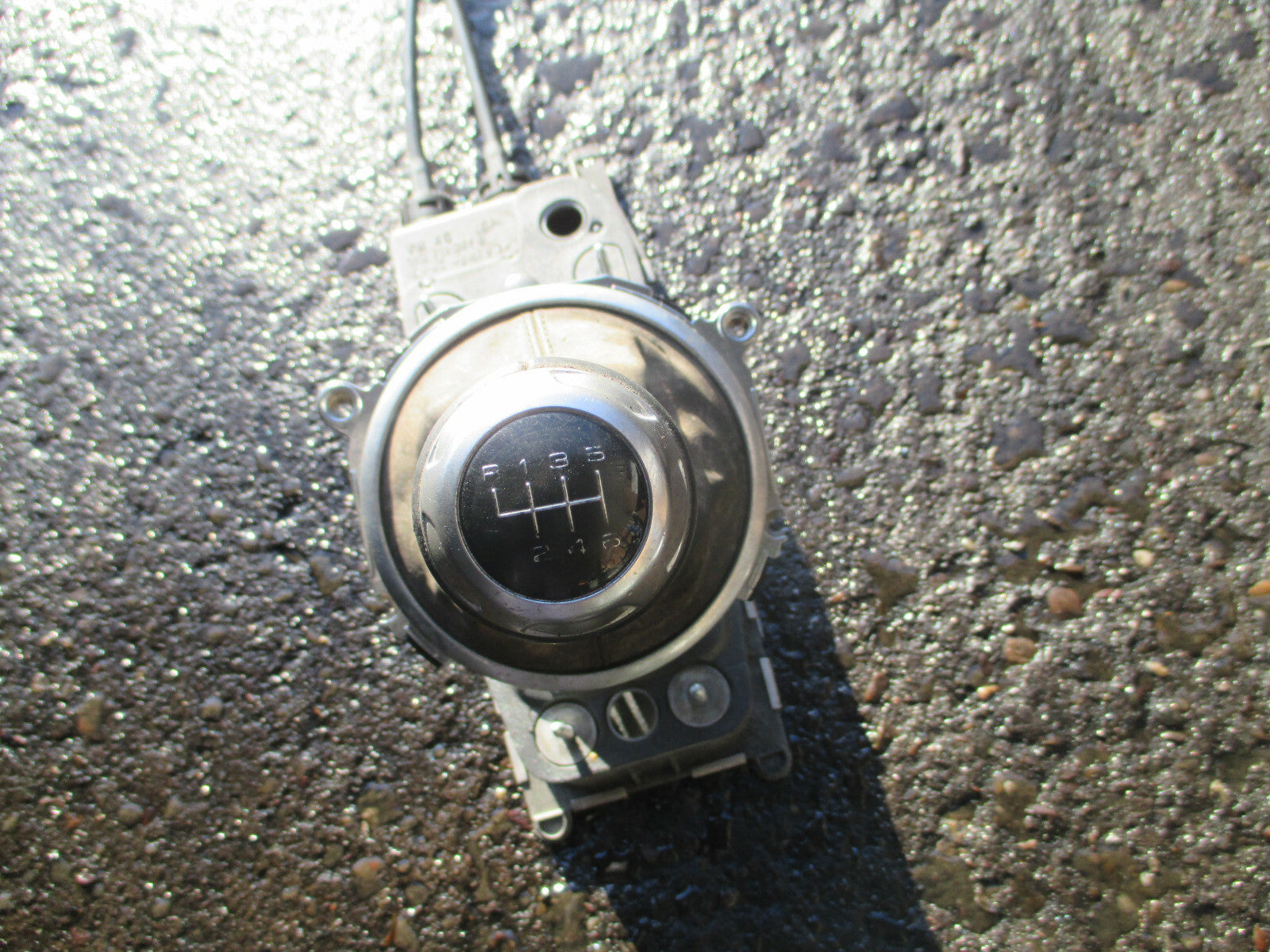AUDI TT MK2 2012 MANUAL 6 SPEED GEARSTICK & LINAKGES 8J0711049B