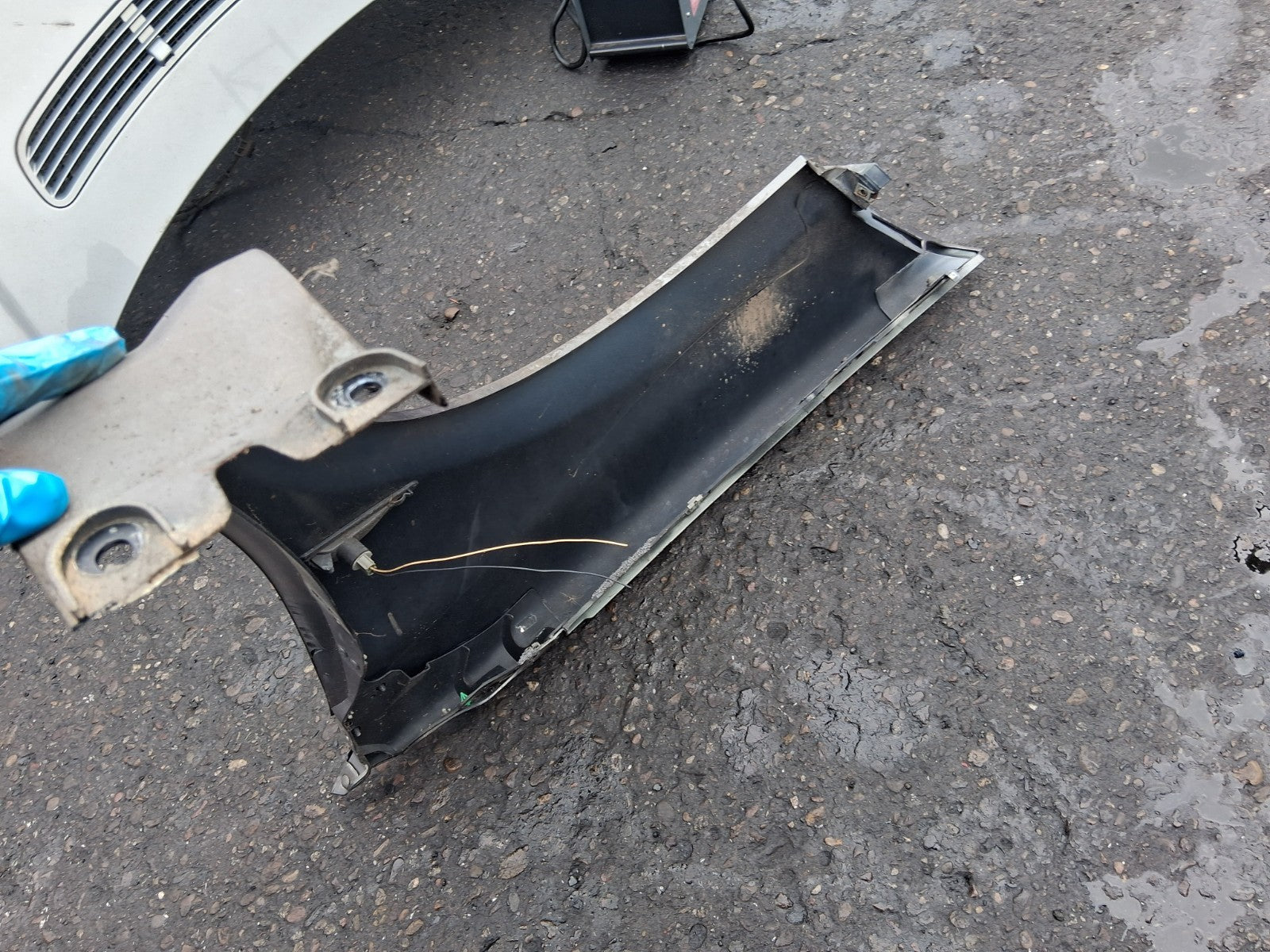 2005 RENAULT MEGANE MK2 OS DRIVER SIDE FRONT WING PANEL GREY