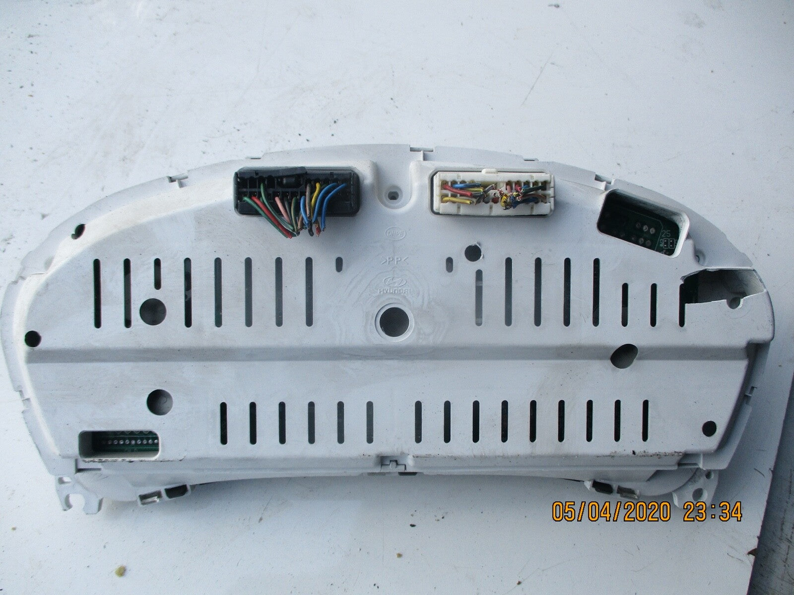 HYUNDAI TUCSON 2006 SPEEDOMETER INSTRUMENT CLUSTER 94011 2E610