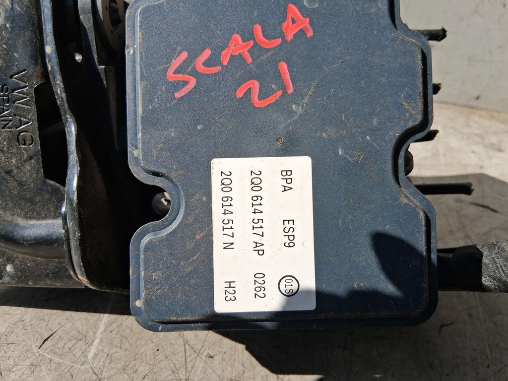 2021 SKODA SCALA ABS PUMP CONTROL MODULE 2Q0614517AP