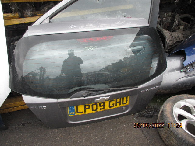 CHEVROLET AVEO MK1 2009 REAR COMPLETE TAILGATE BOOTLID GREY