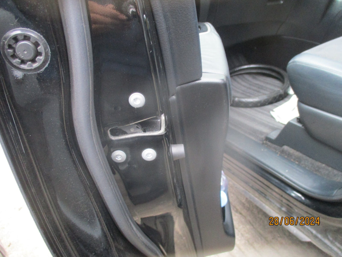 TOYOTA ESTIMA MK3 2013 NSF PASSENGER SIDE FRONT DOOR LOCK MECHANISM