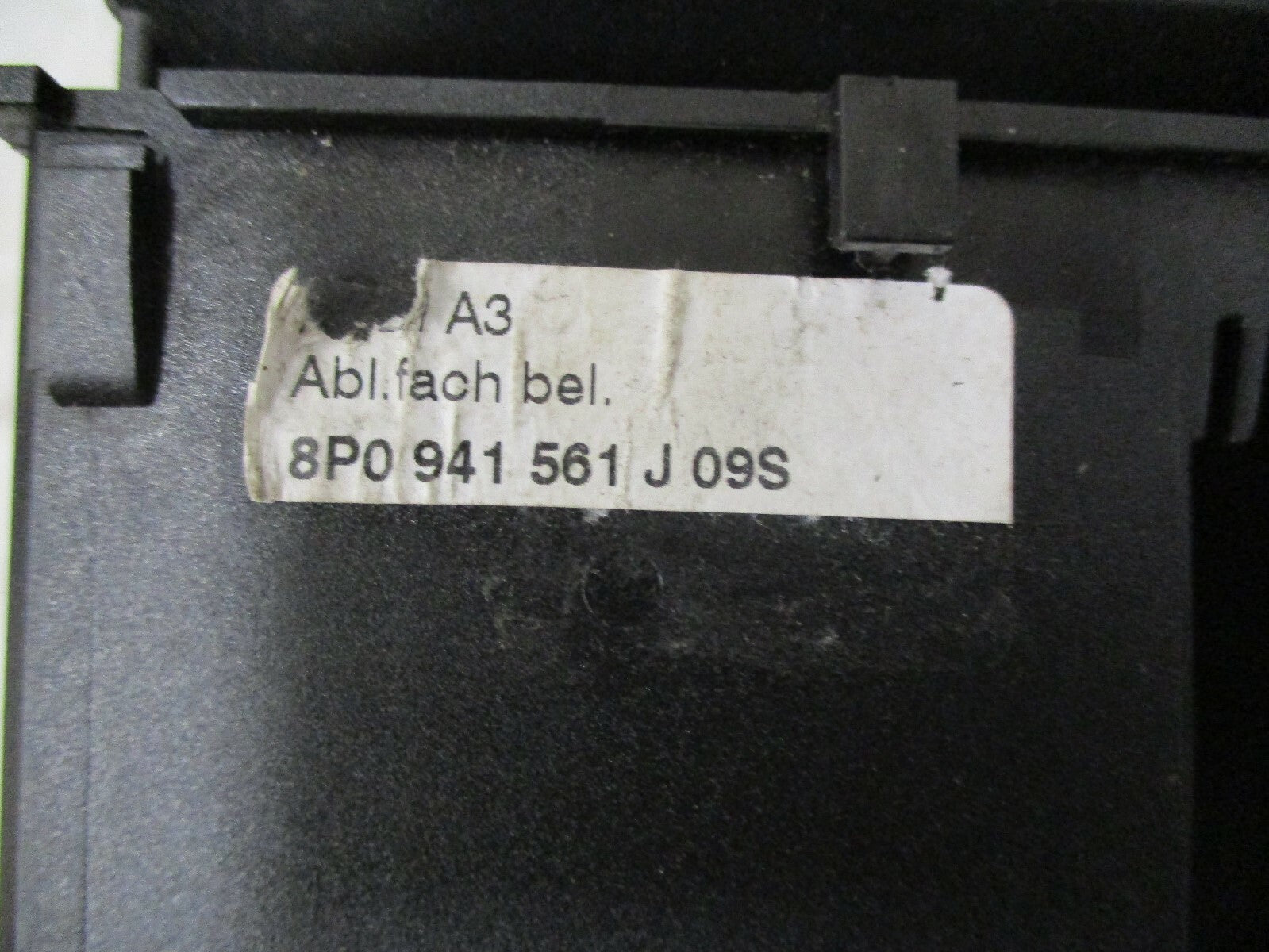 AUDI A3 8P 2008 - 2013 STORAGE TRAY COMPARTMENT 8P0941561J