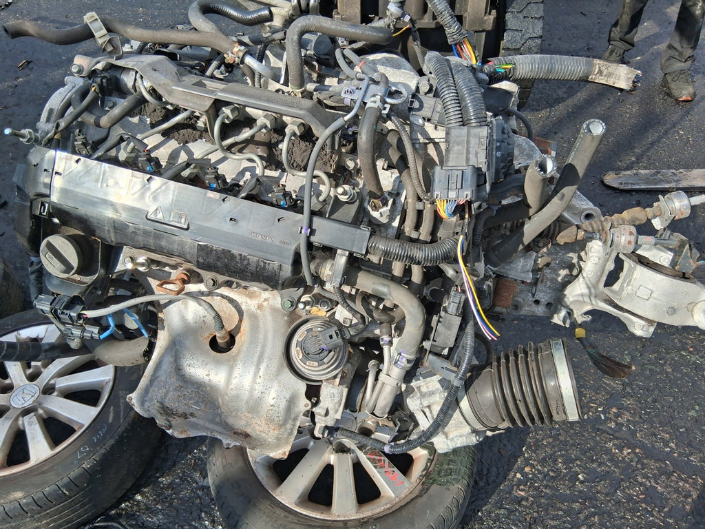 2005 HONDA CIVIC MK7 1.6 PETROL COMPLETE ENGINE D16V1