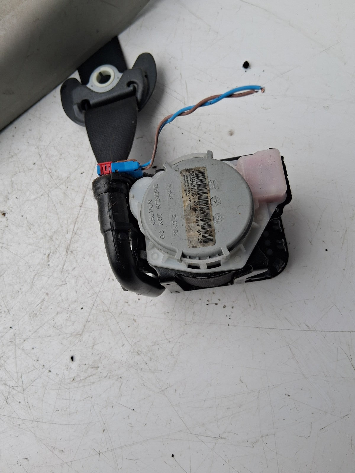 NISSAN QASHQAI MK2 2014 OSF OFF DRIVER RIGHT FULL FRONT SEAT BELT 0589P1000220