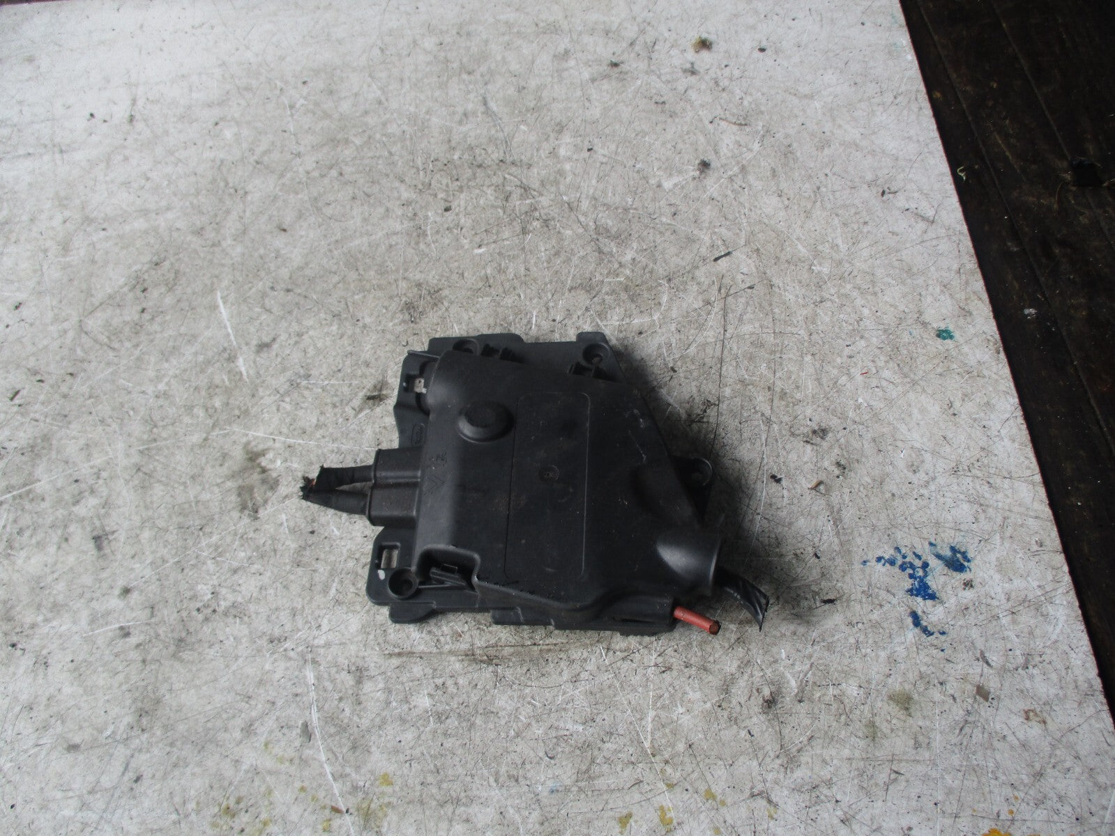 CITROEN C3 PICASSO 2016 BATTERY FUSE TRAY 9801148280