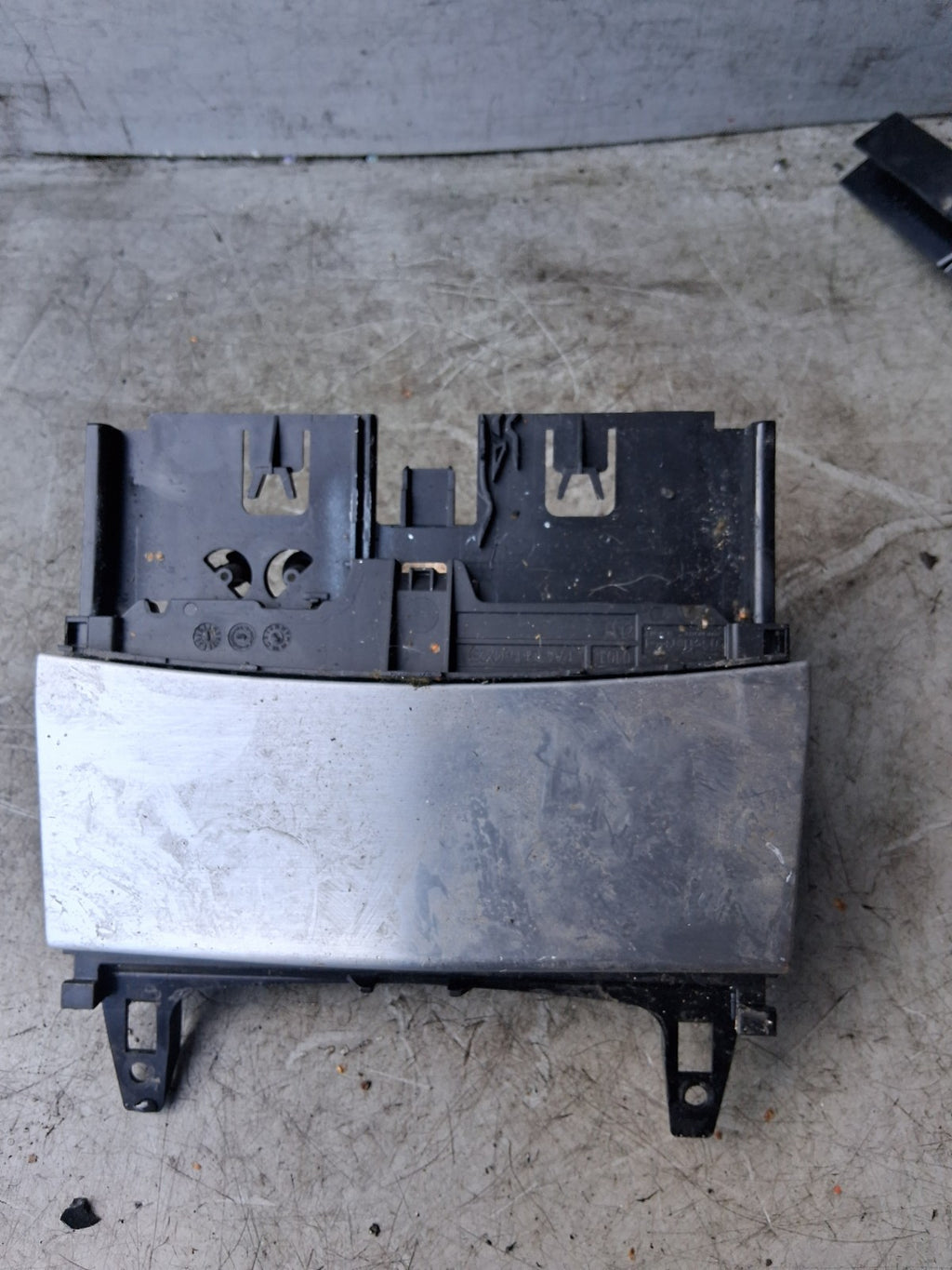 2015 MERCEDES C CLASS W204 CONSOLE ASH TRAY TRIM A2046801350