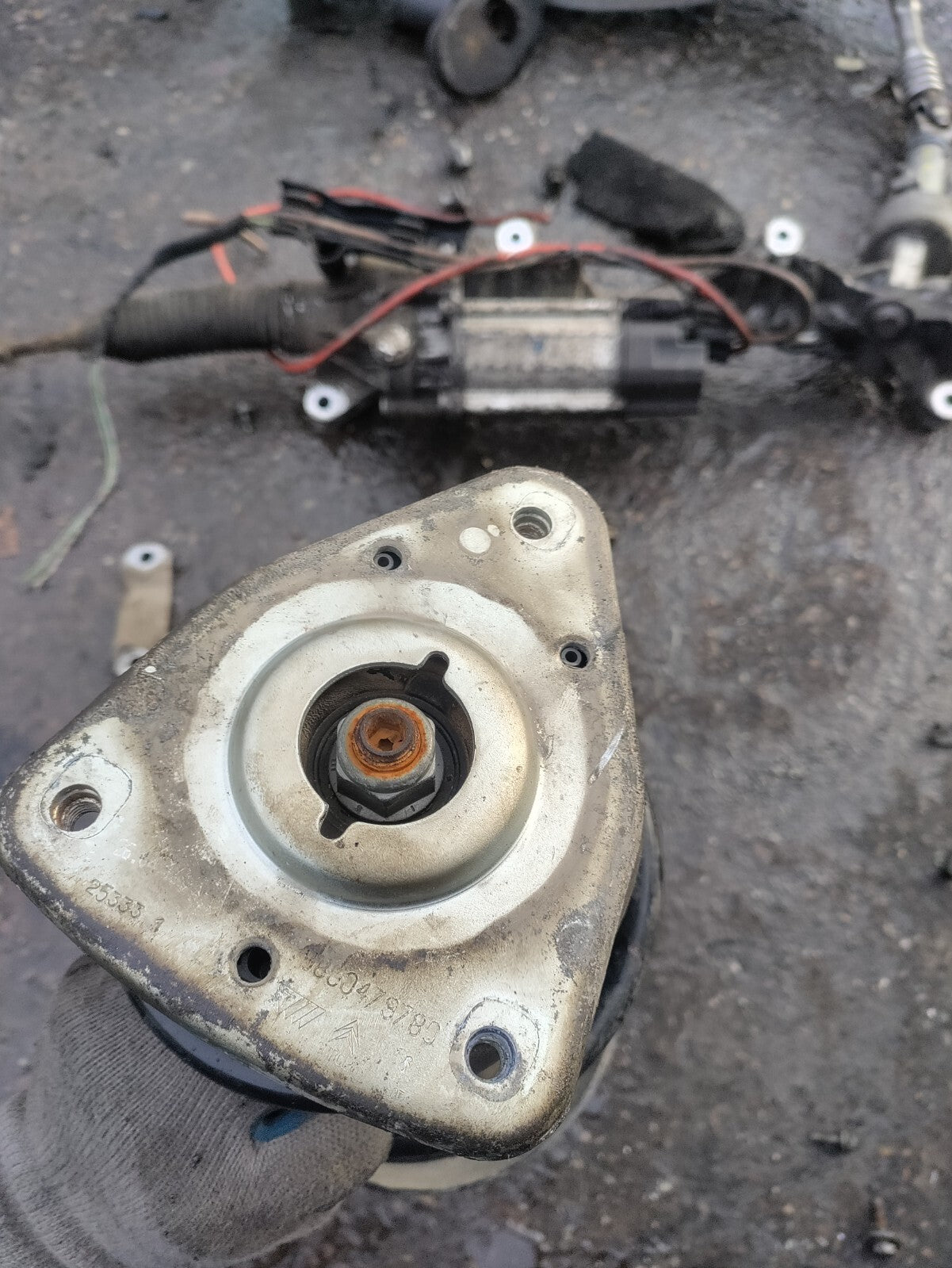 CITROEN C5 AIRCROSS 2019 1.2 PETROL OSF DRIVER SIDE SHOCK ABSORBER 9833696680