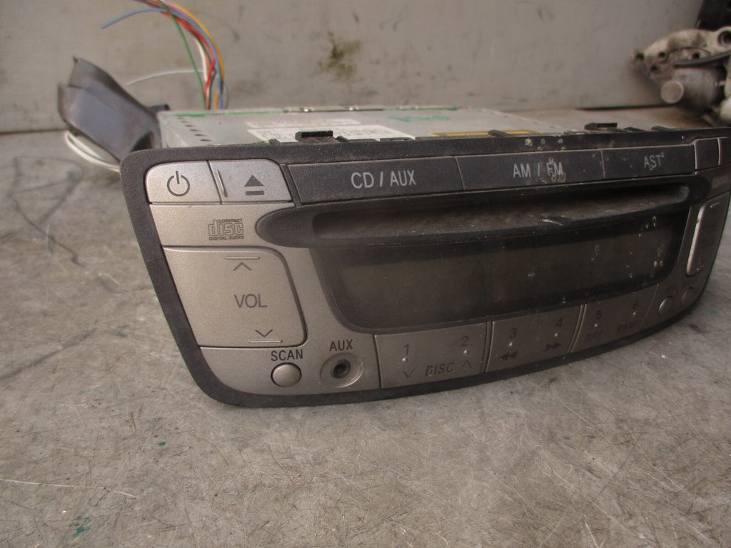 2013 TOYOTA AYGO MK1 CD PLAYER RADIO STEREO CONTROL HEAD UNIT 861200H010