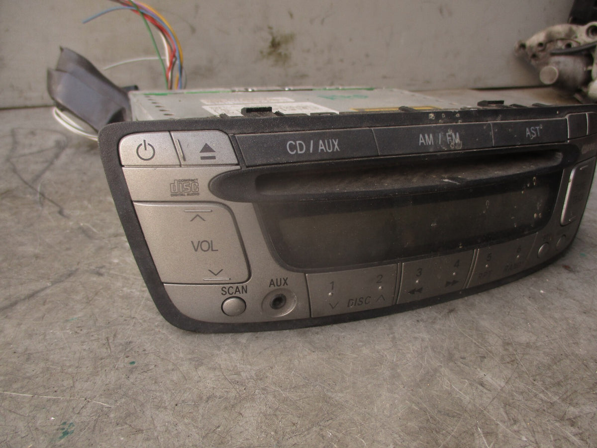 2013 TOYOTA AYGO MK1 CD PLAYER RADIO STEREO CONTROL HEAD UNIT 861200H010