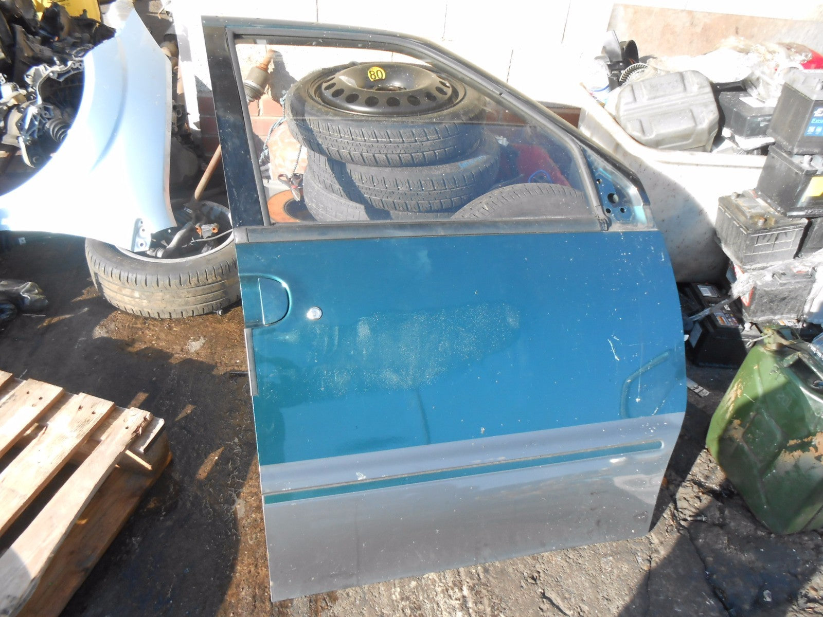 NISSAN SERENA C23 (MK1) 1994 OSF DRIVER SIDE FRONT COMPLETE DOOR GREEN