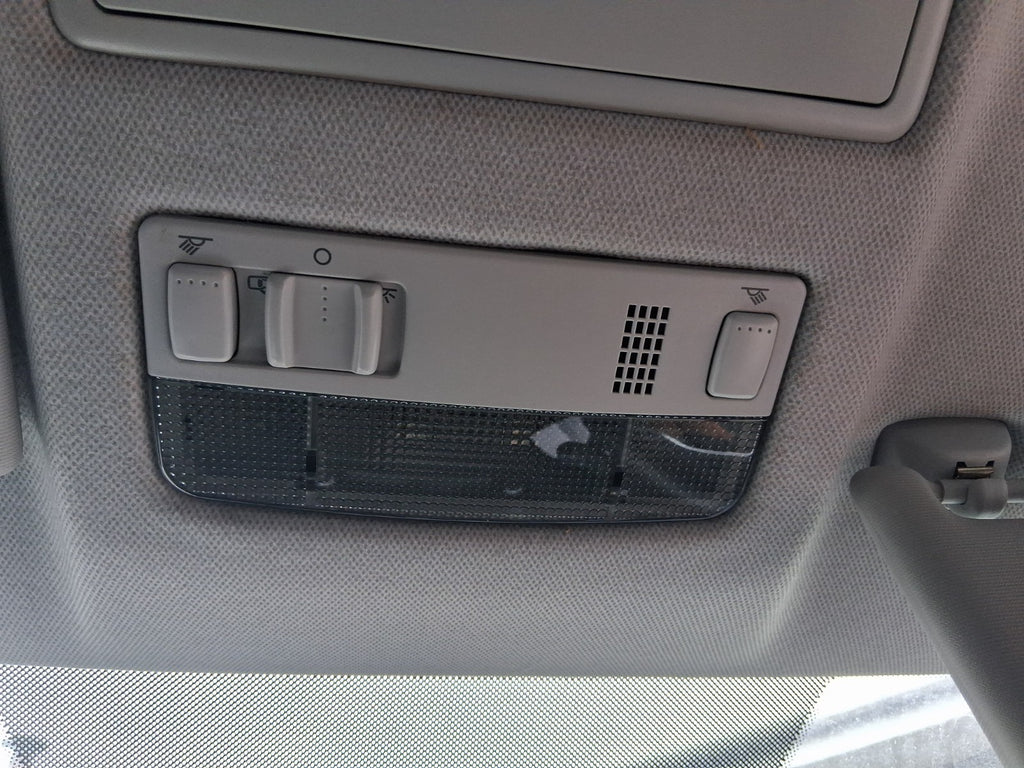 2020 SKODA FABIA MK3 NJ HATCHBACK INTERIOR ROOF READING COURTESY LIGHT