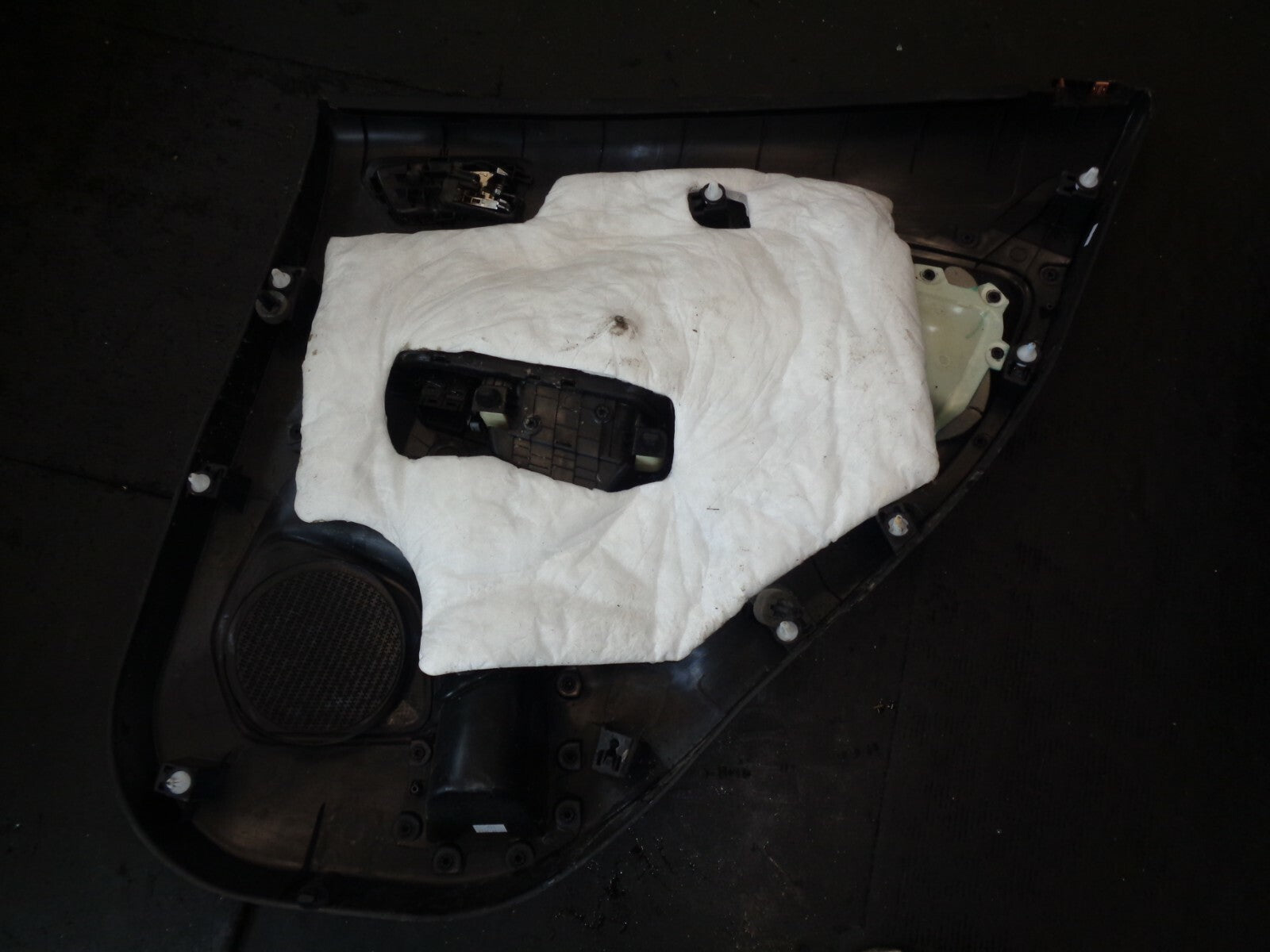 FORD ECOSPORT 2019 5 DOOR HATCHBACK NSR PASSENGER REAR DR DOOR CARD DAMAGED
