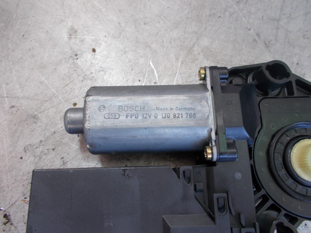 PEUGEOT 307 OS DRIVER SIDE FRONT WINDOW MOTOR 9637130680