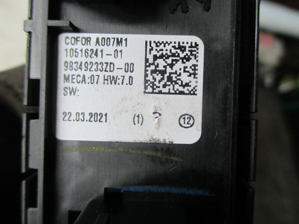 PEUGEOT 2021 OSF DRIVER SIDE FRONT WINDOW MIRROR CONTROL SWITCH 98349233ZD