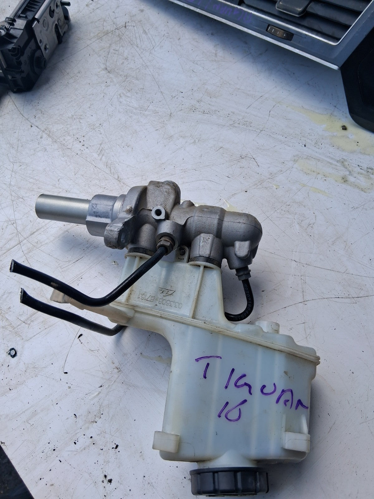 2016 VW VOLKSWAGEN TIGUAN BRAKE MASTER CYLINDER 03350887151