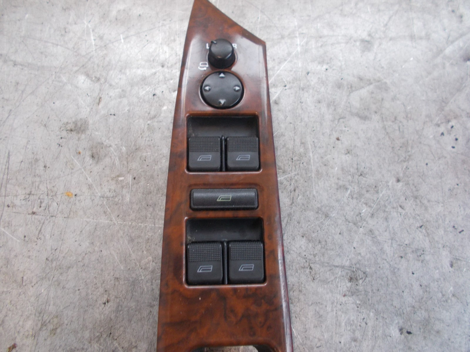 AUDI A8 D2 4D (MK1) 1992-2002 OSF DRIVER SIDE FRONT WINDOW SWITCHES WALNUT