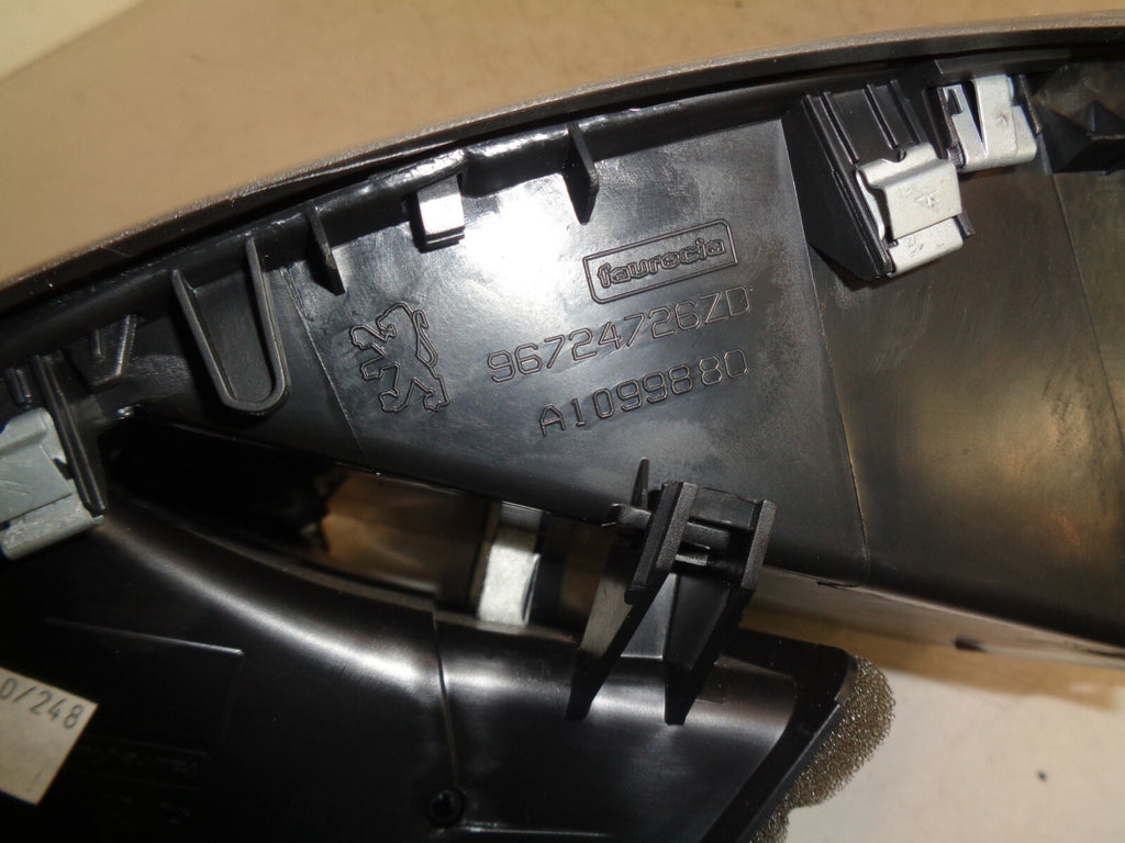PEUGEOT 207 2006-12 CENTRE DASHBOARD & AIR VENT 96724726ZD