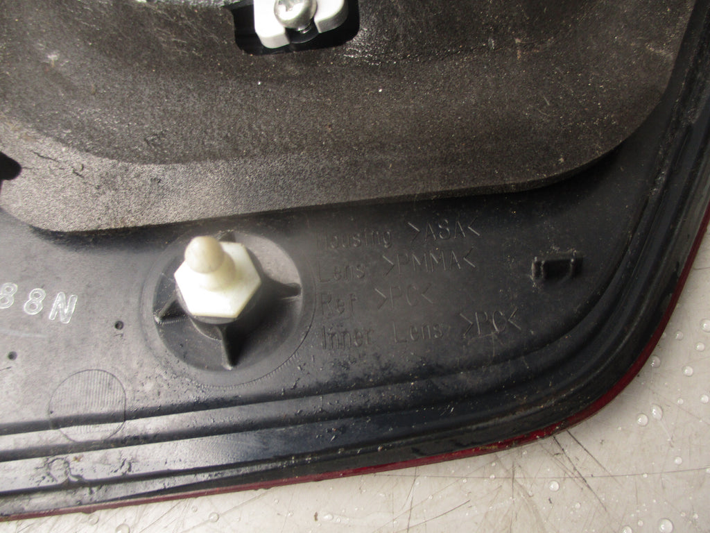2018 SUZUKI IGNIS 1.2 PETROL OSR DRIVER REAR RIGHT INNER TAIL LIGHT 13259343