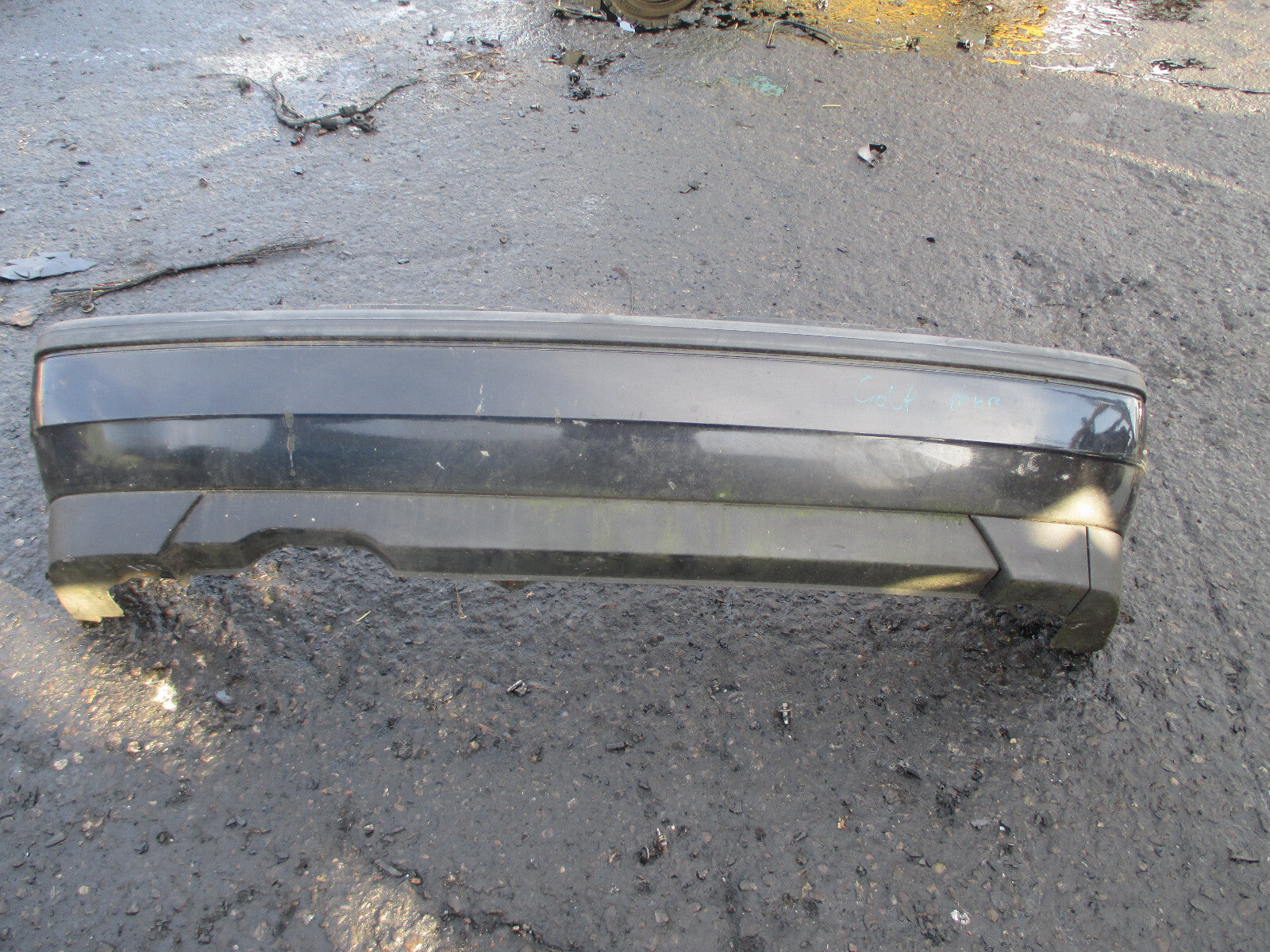 VW VOLKSWAGEN GOLF MK3 1993 REAR COMPLETE BUMPER BLACK