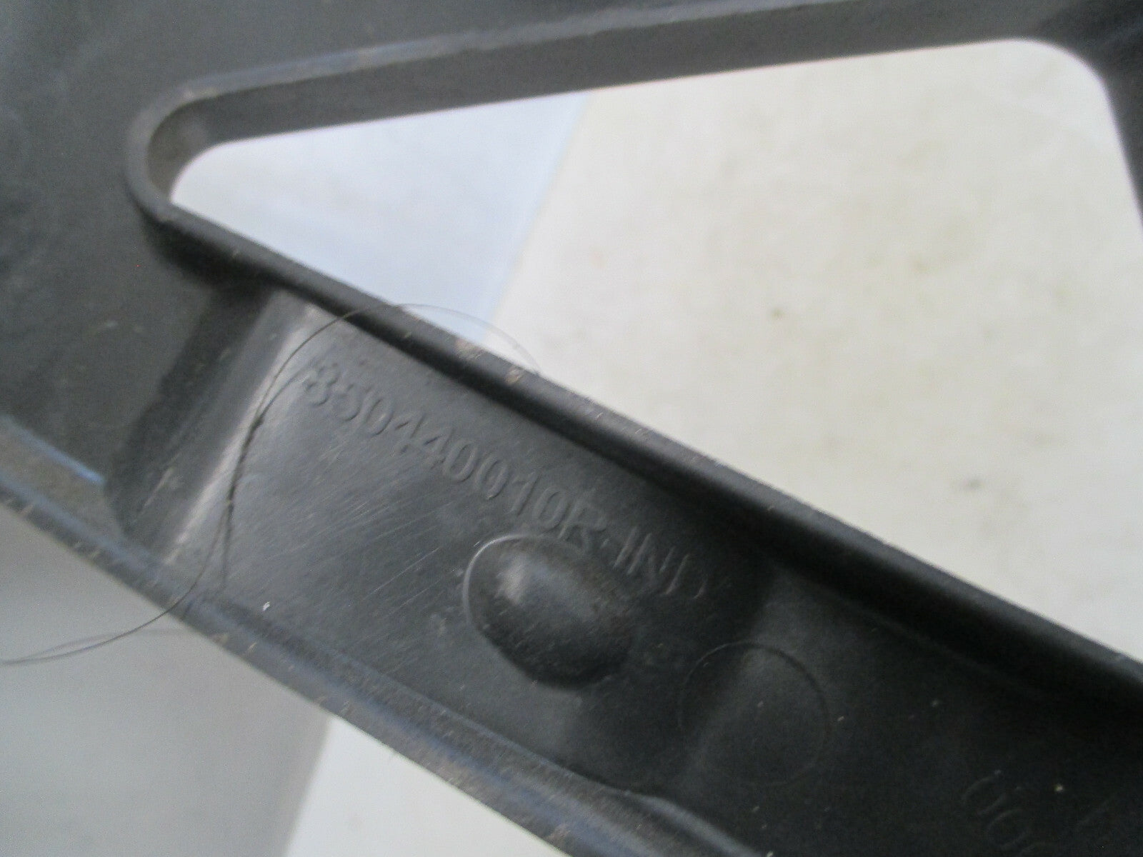 RENAULT MEGANE MK3 2013 OSR DRIVER REAR BUMPER MOUNTING BRACKET 850440010R