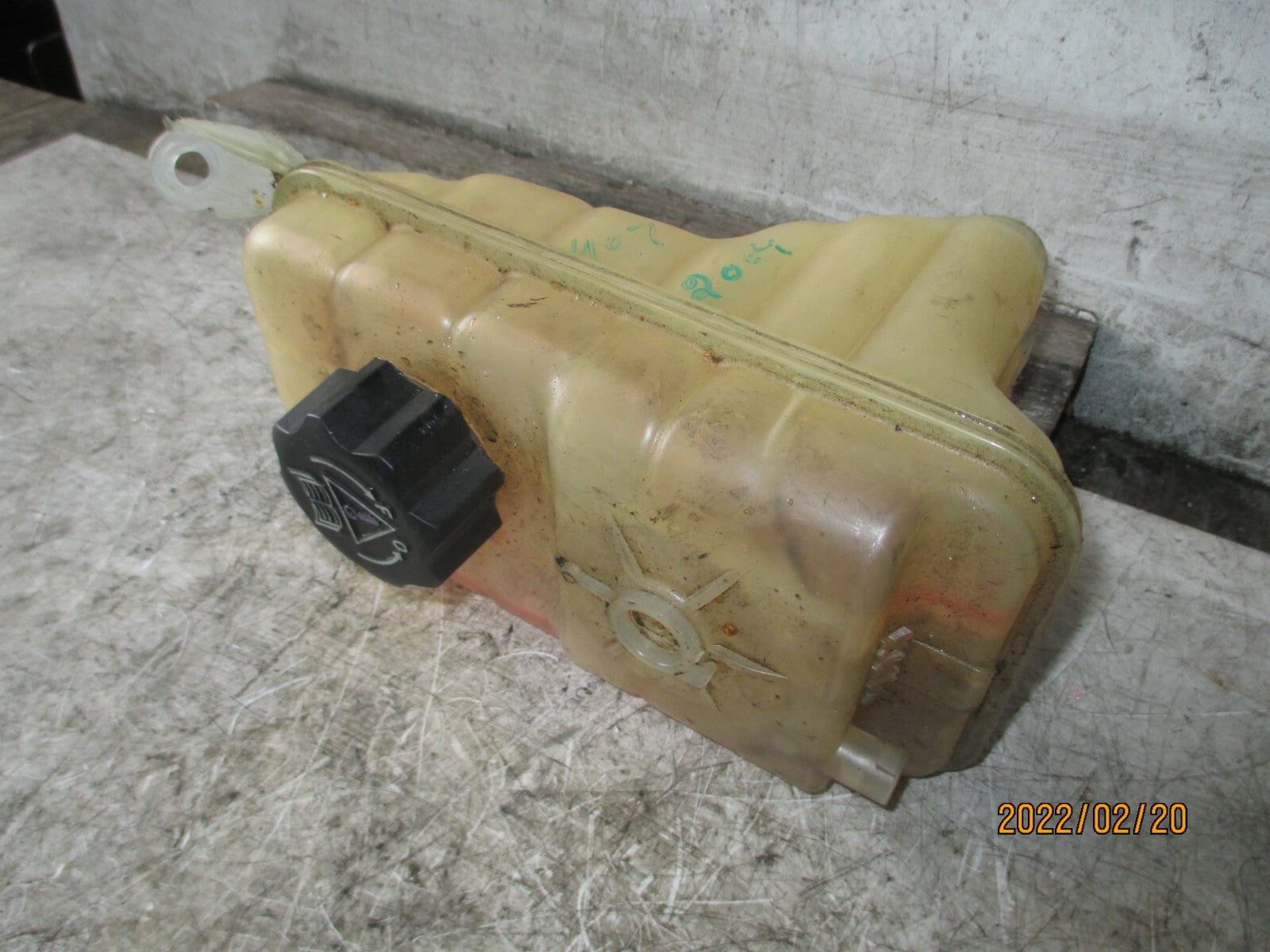 PEUGEOT 407 5 DOOR 2004 WATER COOLANT EXPANSION HEADER TANK
