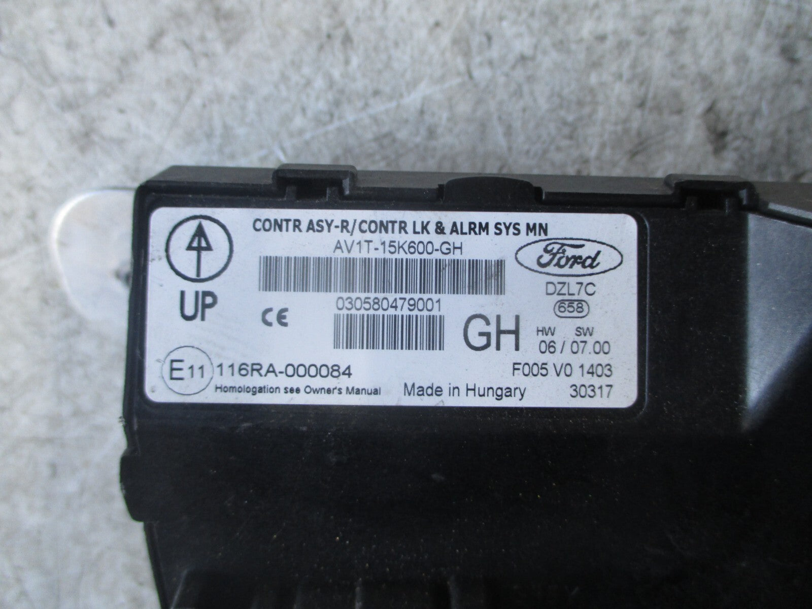 FORD B MAX 2013 BCM BODY CONTROL MODULE AV1T15K600GH