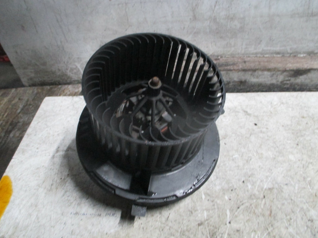 VOLKSWAGEN GOLF PLUS 2012 HEATER BLOWER MOTOR FAN UNIT