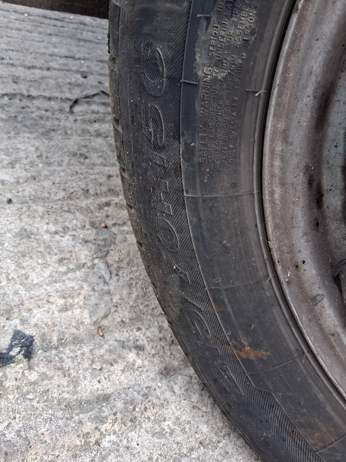 2014 CITROEN RELAY MK3 15 INCH STEEL WHEEL WITH TYRE 215/70R15C