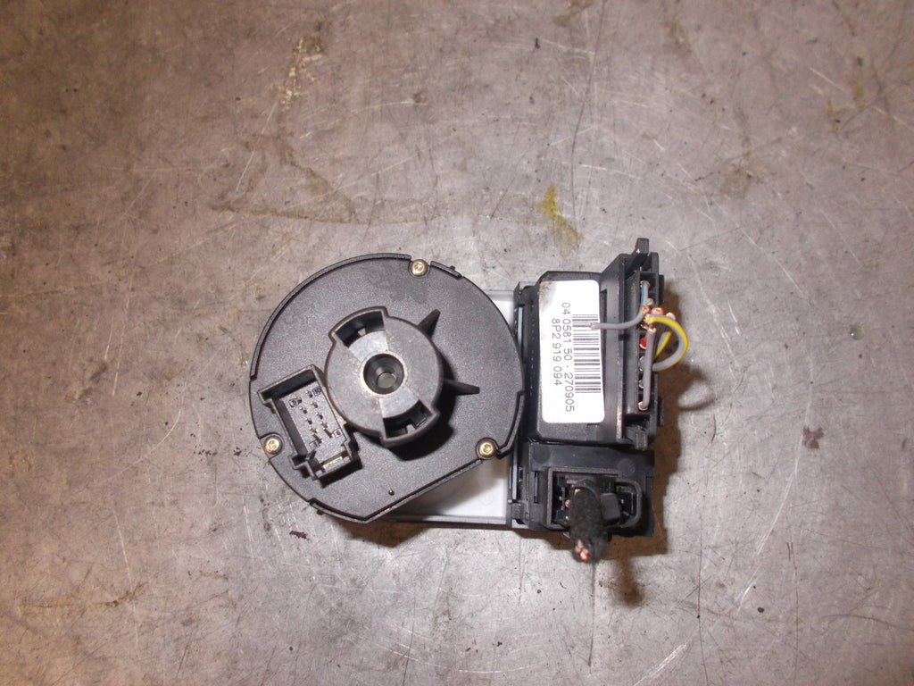 AUDI A3 2008 HEADLIGHT CONTROL SWITCHES 8P2919094 8P2941531