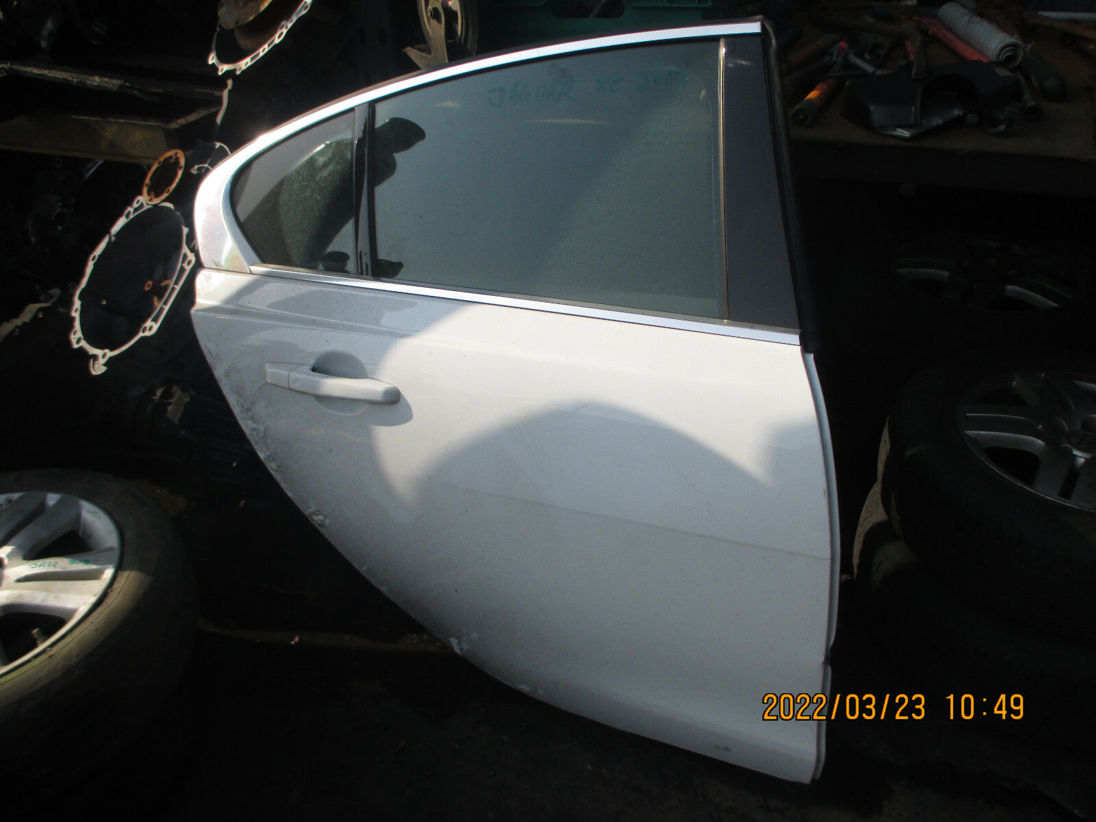JAGUAR XE 2019 OSR DRIVER SIDE REAR DOOR EXTERIOR DOOR HANDLE WHITE